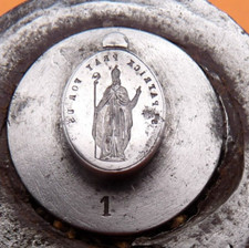Ancienne matrice /poinçon outil ( A2207) 206g St Patrick