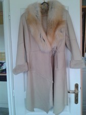 Manteau mouton retourné et col renard écru en taille 42 FAIRE OFFRE