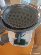 Robot Thermomix tm6 très peu servi avec livres recettes et couvre lame-éplucheur