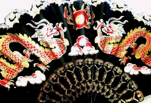 Très joli ventail chinois - très,
