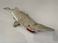 Peluche requin de haute mer