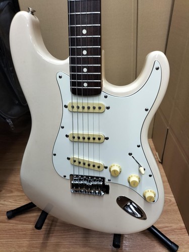 Stratocaster - (fender, japan)