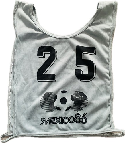 Rare chasuble porté - , 86