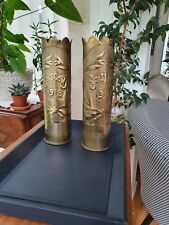 Obus en cuivre,première guerre mondiale, gravure representant fleur sur tige