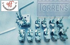 Jeu de 13 poteaux à outils à