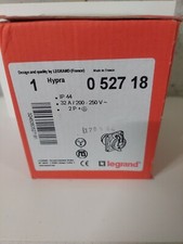 LEGRAND 052718 - Prise fixe plastique ip 44 32 A - 200 à 250 v 2p + t hypra