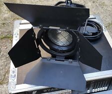 Projecteur Scénique 650 w Fresnel cinteck lsw-002 avec volets 