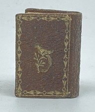 ✒ RARE livre MINUSCULE Petit