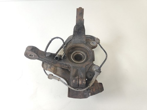 Fusee avant gauche - avant,