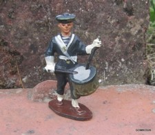 FIGURINE QUIRALU PLASTIQUE/