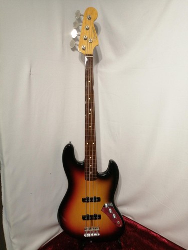 Guitare basse électrique