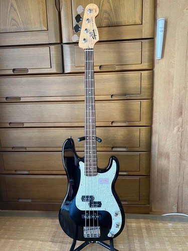 Basse électrique squier - électrique,
