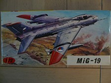 Maquette Avion 1/72 KP Ref 4