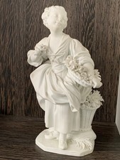 Sèvres — jeune fille aux