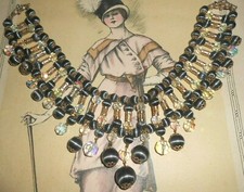 Superbe collier plastron