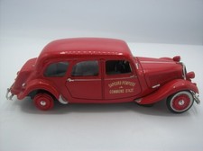 Citroën traction 11CV familiale 1934 1/43 / NOREV