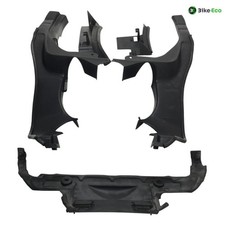 Cache interieur carenage droit