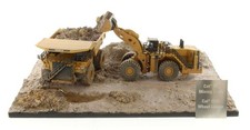 DIECAST MASTERS - Engin de
