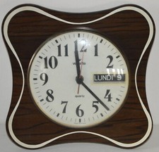 Ancienne horloge murale pendule dateur quartz VEDETTE déco Vintage 60 / 70's