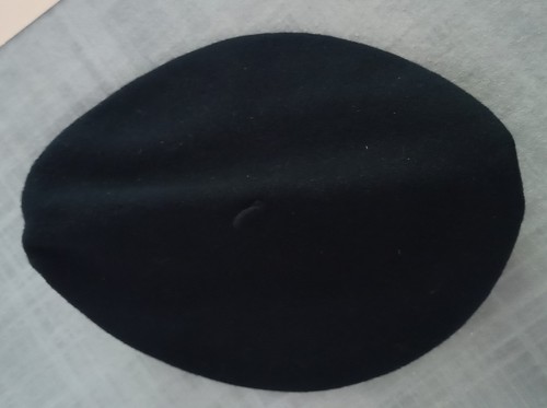 Véritable béret vintage - véritable, vintage.