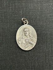 Ancien Médaille pendentif Religieuse Vierge et Jésus Christ en argent massif