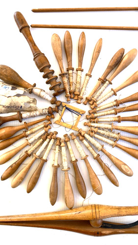 Fuseaux dentellieres - de,