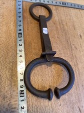 N.2  outil  ANCIENNE MOUCHETTE A BOEUF - TAUREAU OUTILLAGE AGRICOLE TIRE BOEUF