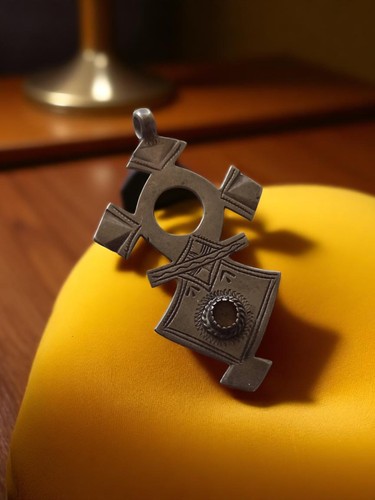 Pendentif croix touareg