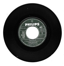 45T 2 titres YVES MONTAND / MADRID / PLUIE / PHILIPS B 370483 F