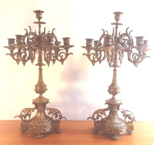 Paire chandeliers feux - à,