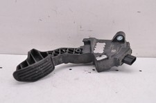 PÉDALE D'ACCÉLÉRATEUR TOYOTA YARIS P13 1.3 ESSENCE 73KW 2016 28601687