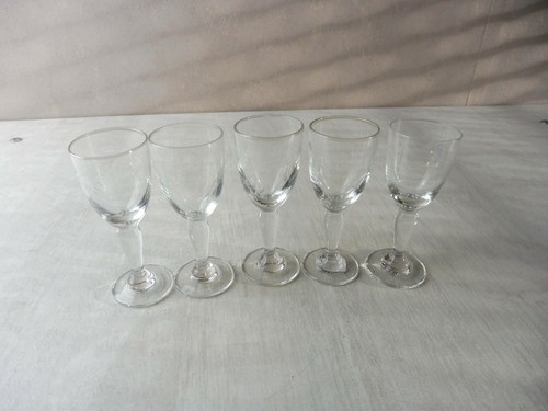 Lot anciens petits verres - de, 5