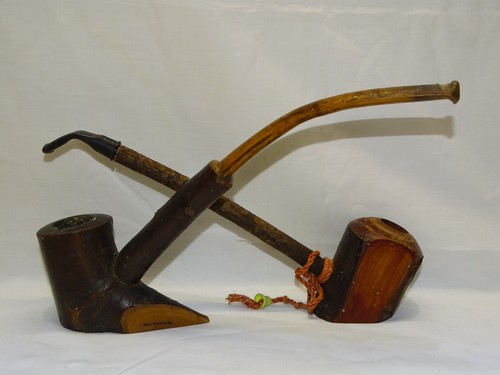 Anciennes pipes bois une - -2,