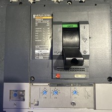 NS400N Interrupteur 3P 400A 45KA Attaches Antérieurs STR23SE + VIGI NS630
