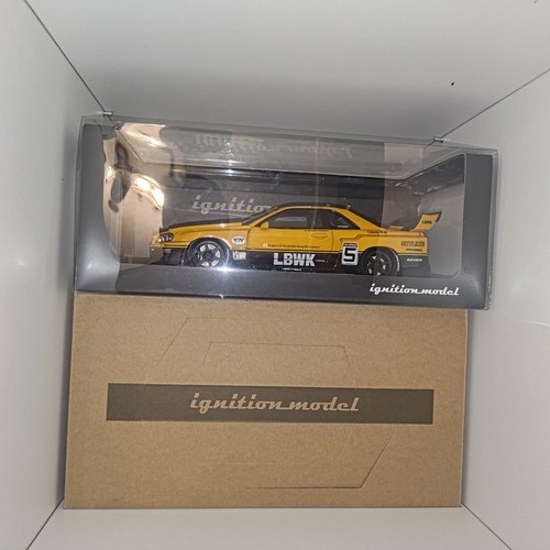 Nissan skyline e r34 - 1/18,
