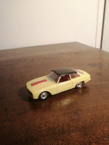 Miniature solido alfa roméo - miniature,