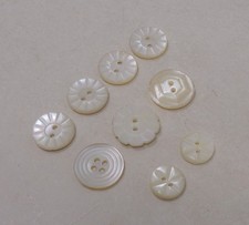 Lot de 9 Boutons anciens en