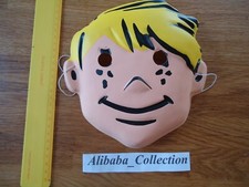 MASQUE ** DENIS LA MALICE? **