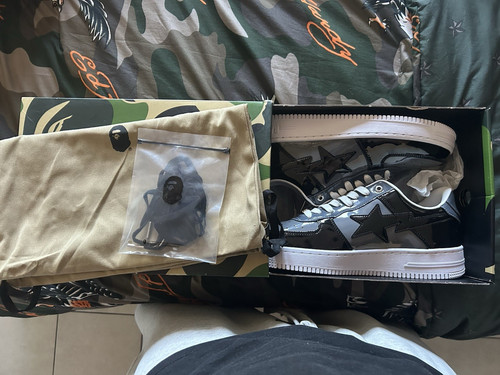 Bape shoes size never worn - size, 12