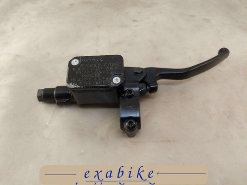 Maitre cylindre frein avant - de,