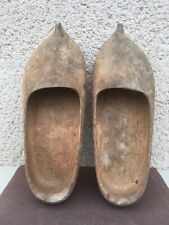 Ancienne paire de sabots