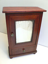 JOLIE ARMOIRE DE POUPÉE ANCIENNE EN NOYER AVEC MIROIR AU MERCURE - HAUTEUR 35 cm