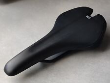 Selle de vélo ROYAL type vélo de route ou urbain 28 x 15 cm