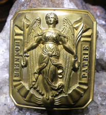 CUIVRERIE MILITAIRE  PLAQUE DE