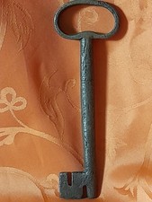 clé ancienne en fer forgé époque 18/19é siécle haute - époque coffre chateaux