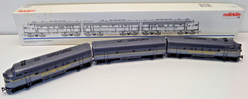 Locomotive train miniature - locomotive,