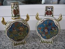 2 VASES METAL DECORE OISEAUX ET FLEURS 12,5 et 11,5 cm de haut  