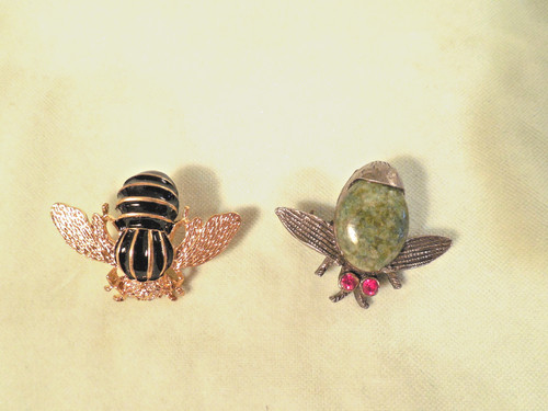 Two bumble bee - two, jewelry