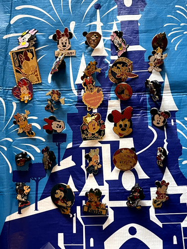 Lot minnie mouse pin - lot, 30