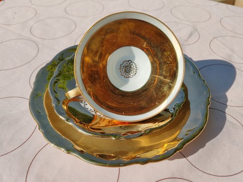 Magnifique trio porcelaine - , de